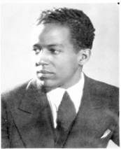 http://upload.wikimedia.org/wikipedia/en/thumb/8/8f/LangstonHughe_25.jpg/200px-LangstonHughe_25.jpg