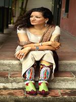 http://www.sandracisneros.com/images/gay2.jpg